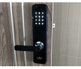 LẮP ĐẶT KHÓA CỬA ĐIỆN TỬ THÔNG MINH| KHÓA CỬA VÂN TAY TẠI BÌNH DƯƠNG